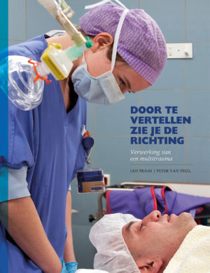 6153 Omslag Nikos boek front